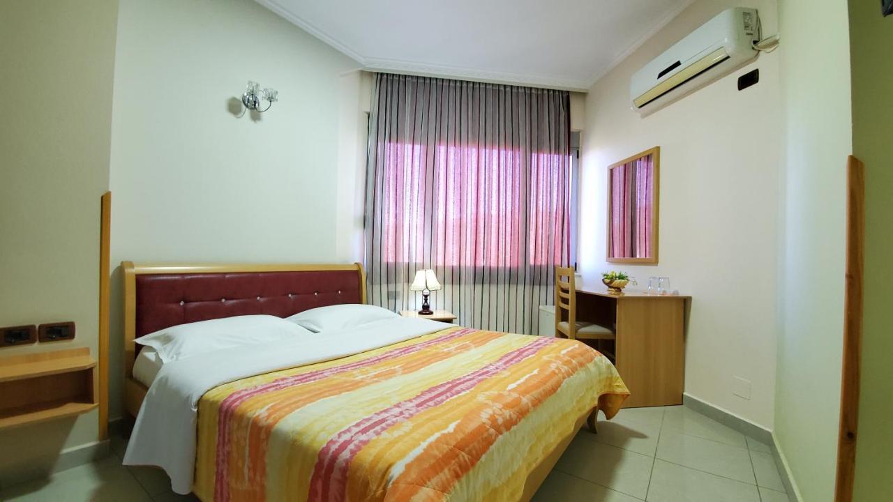 Alvero Hotel Përmet 外观 照片